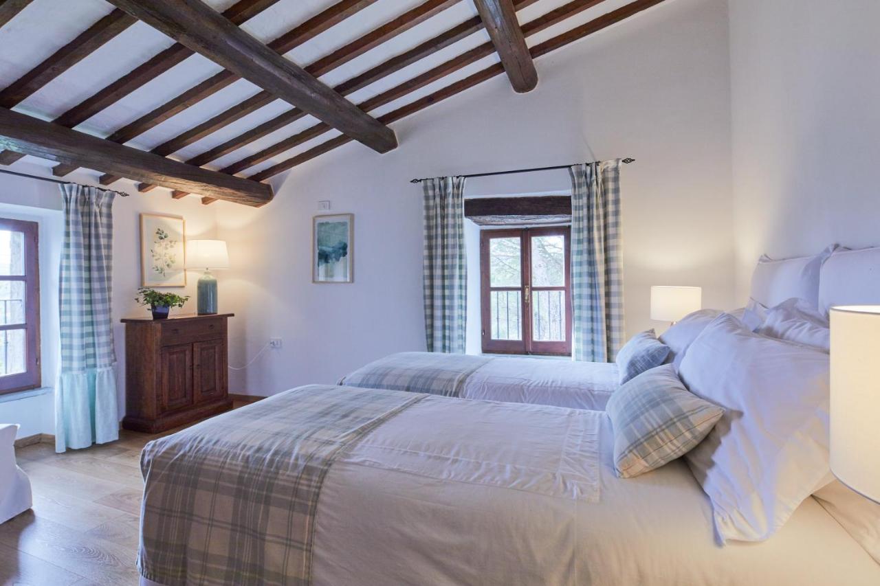 La Panoramica Gubbio - Maison De Charme - Casette E Appartamenti Self Catering Per Vacanze Meravigliose! Bagian luar foto