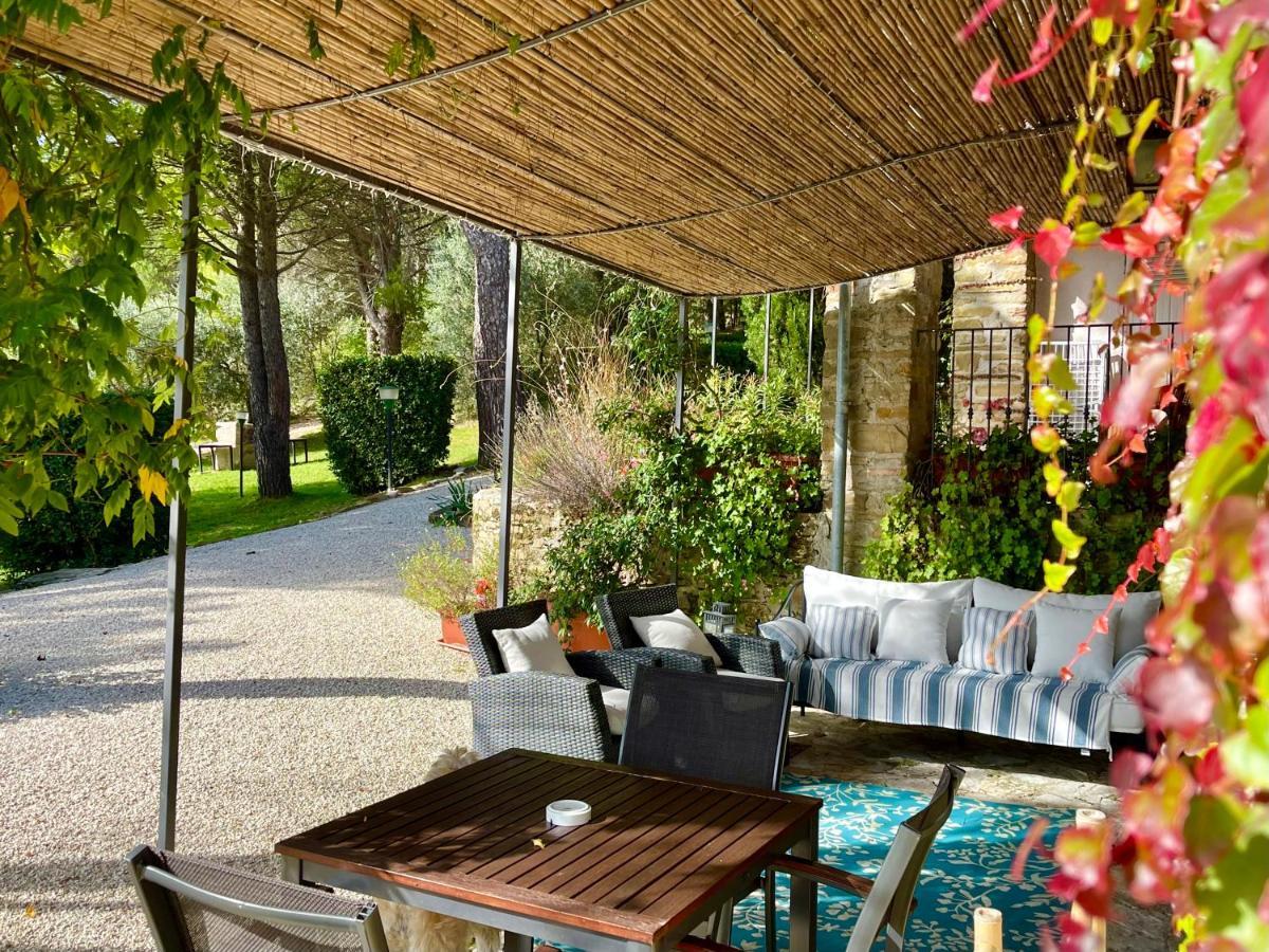 La Panoramica Gubbio - Maison De Charme - Casette E Appartamenti Self Catering Per Vacanze Meravigliose! Bagian luar foto
